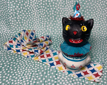 Load image into Gallery viewer, Kitty in a Cup Totem - Teal Blue
