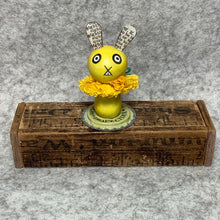 Load image into Gallery viewer, Stumpy Bunny - Yellow
